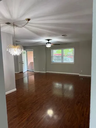 $2,400 | 411 East Alexander Lane, Euless, TX 76040