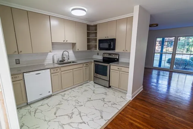 $299,000 | 2003 Scenic Road, Tallahassee, FL 32303