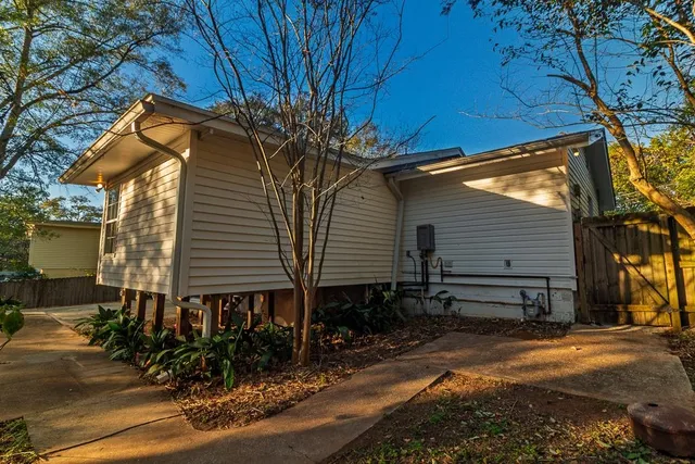 $299,000 | 2003 Scenic Road, Tallahassee, FL 32303