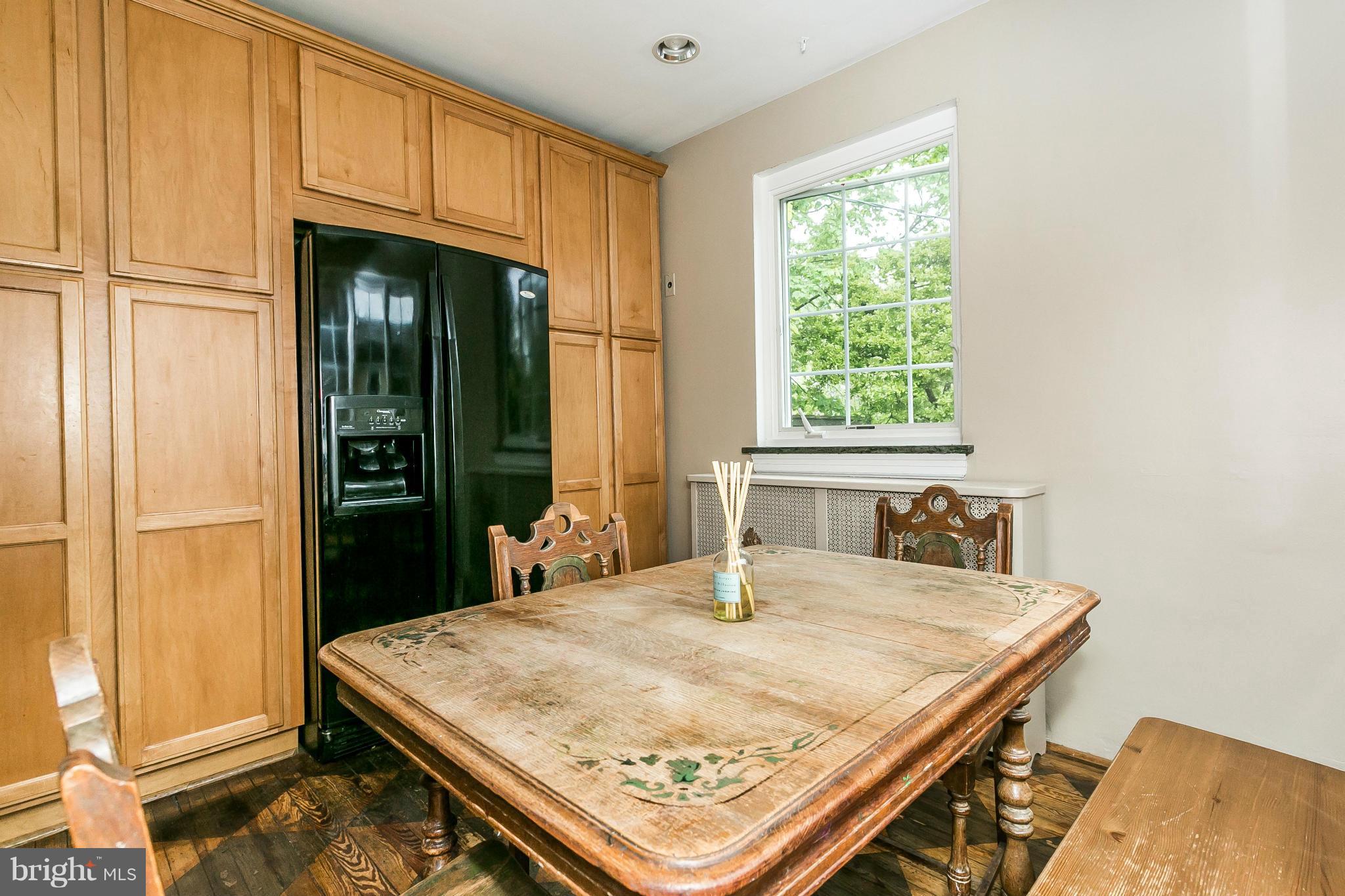 2414 Brambleton Road Baltimore, MD 21209 - Photo 13 of 30 Kitchen