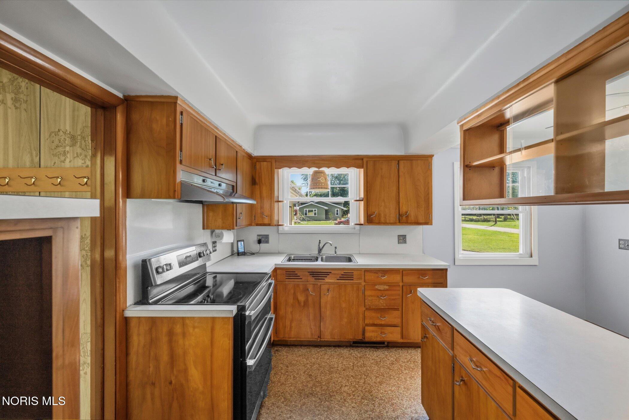 1924 Brancaster Road Toledo, OH 43615 - Photo 19 of 32 Gallery Image 19