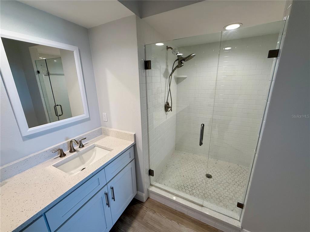 960 Starkey Road, Unit 10501 Largo, FL 33771 - Photo 9 of 15 Gallery Image 9