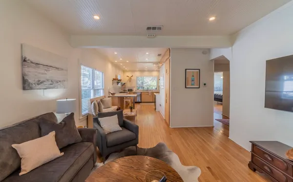 $5,000 | 1503 Newton Street, Austin, TX 78704