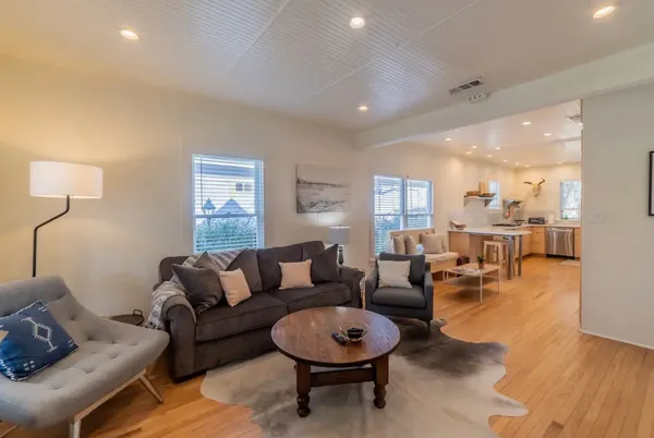 $5,000 | 1503 Newton Street, Austin, TX 78704