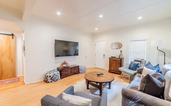 $5,000 | 1503 Newton Street, Austin, TX 78704