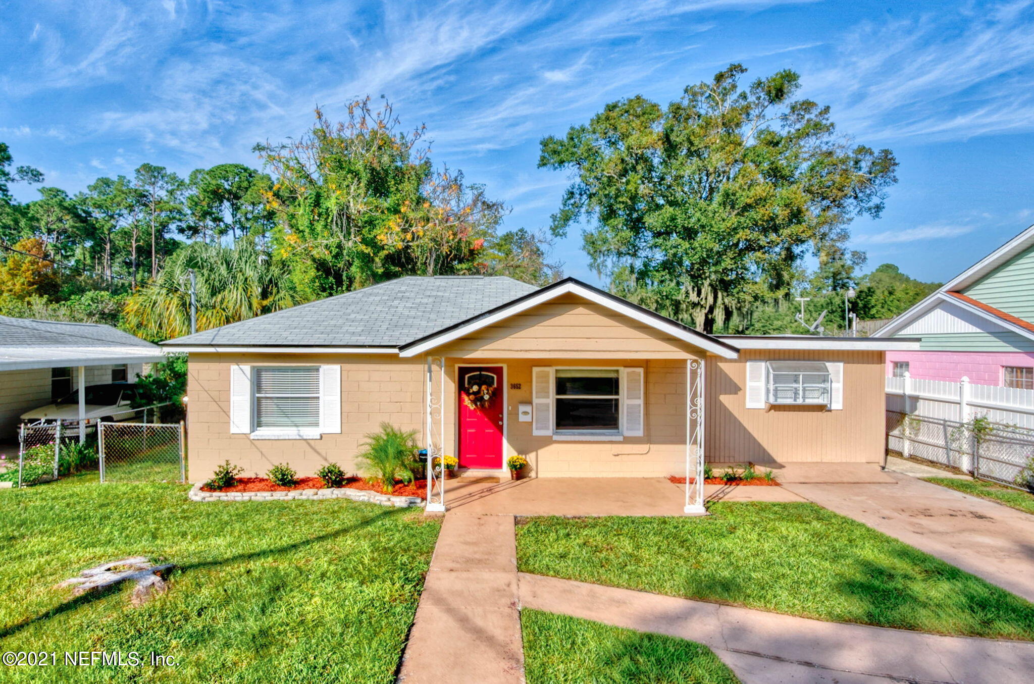 3652 Freeman Road Jacksonville, FL 32207 - Photo 1 of 18 Welcome Home!