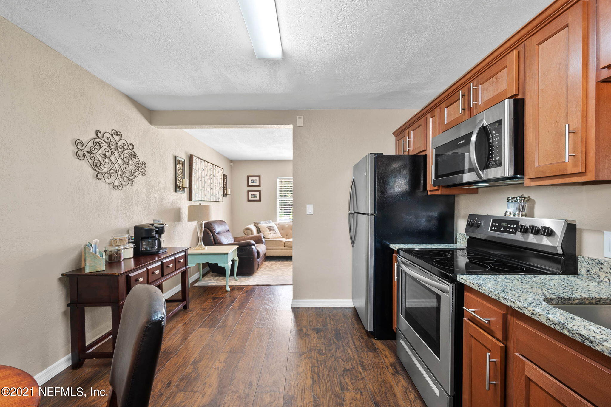 3652 Freeman Road Jacksonville, FL 32207 - Photo 12 of 18 Granite