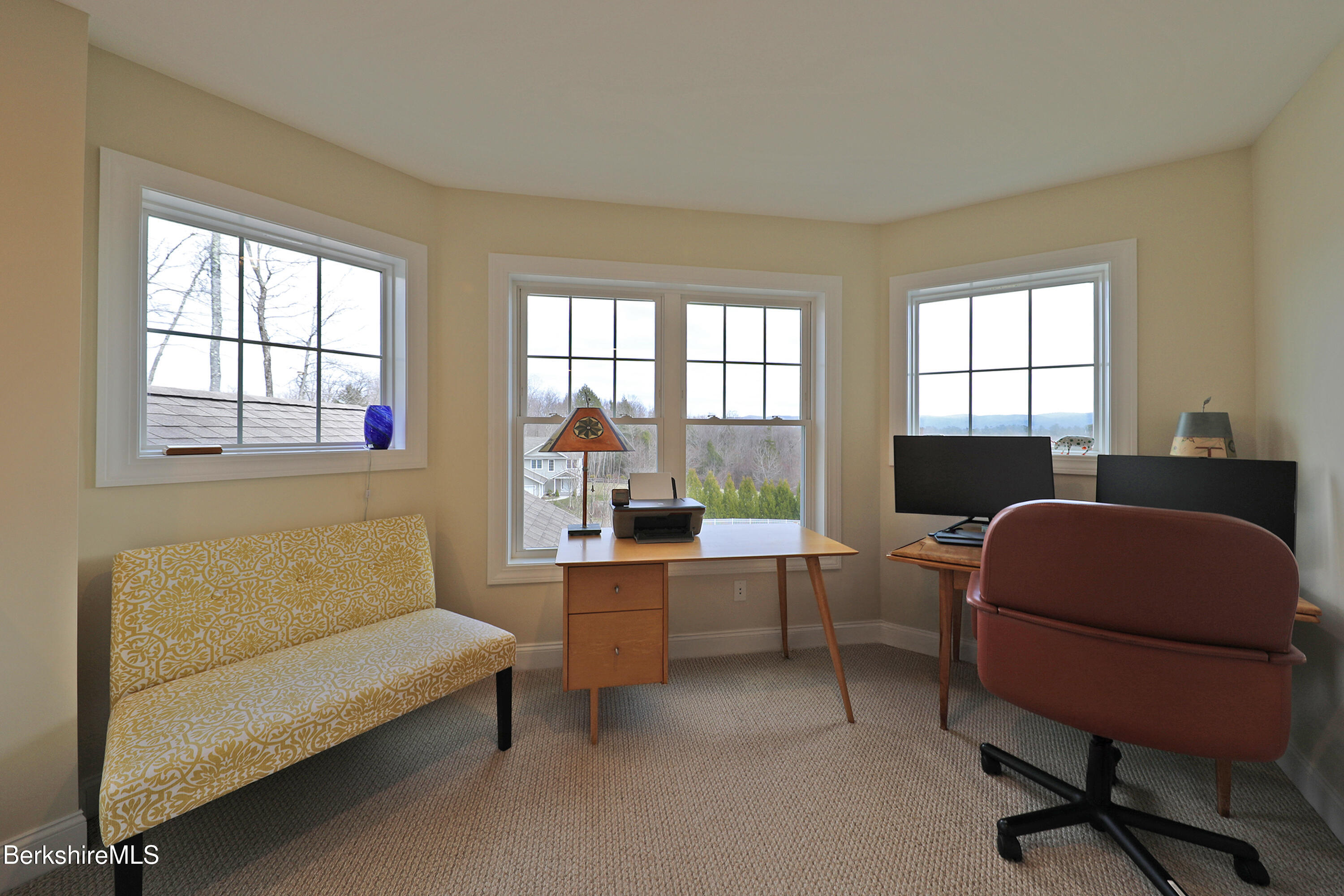 127 Alpine Trail Pittsfield, MA 01201 - Photo 32 of 54 a living room with furniture and a window