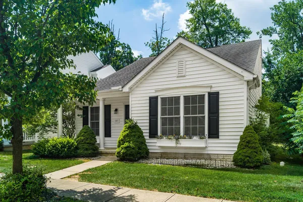 $349,900 | 107 Arrowfeather Lane, Lewis Center, OH 43035