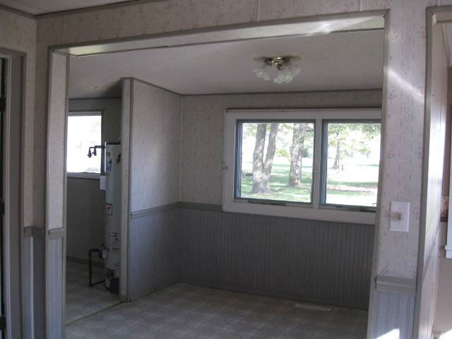 417 North Pearl Street Butler, IN 46721 - Photo 5 of 9