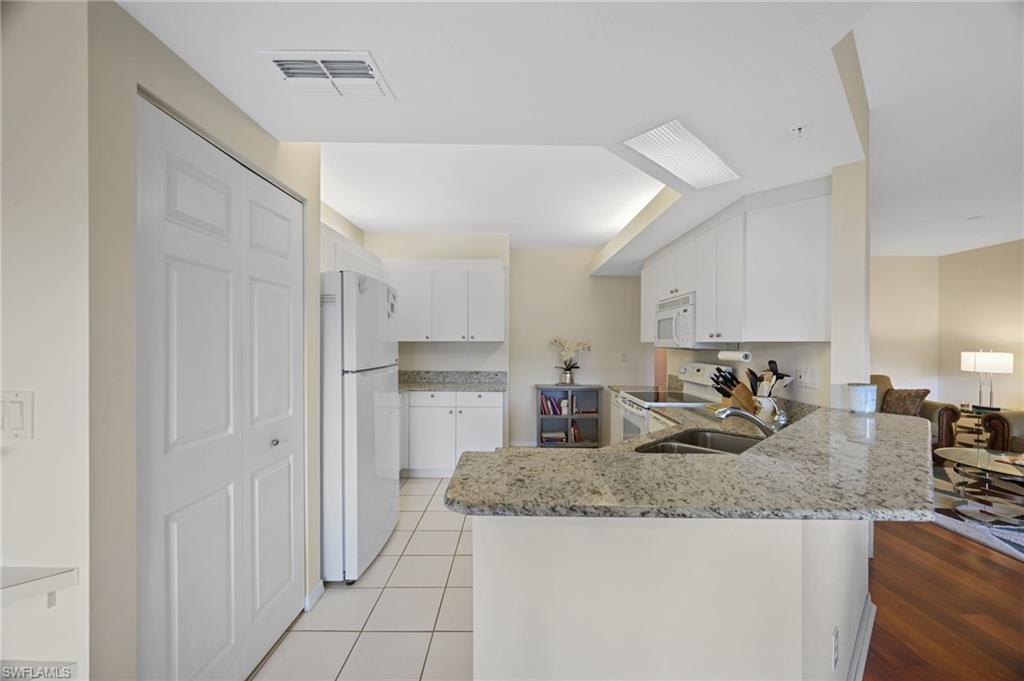 6839 Lantana Bridge Road, Unit 102 Naples, FL 34109 - Photo 8 of 30 Gallery Image 8