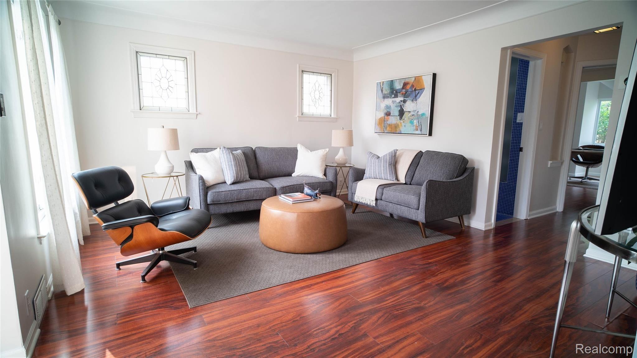 1174 Harvard Road Berkley, MI 48072 - Photo 4 of 41 Living Room.jpg