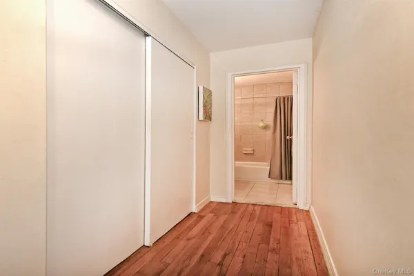 $329,000 | 10 Ivy Street, Unit 10A, Farmingdale, NY 11735