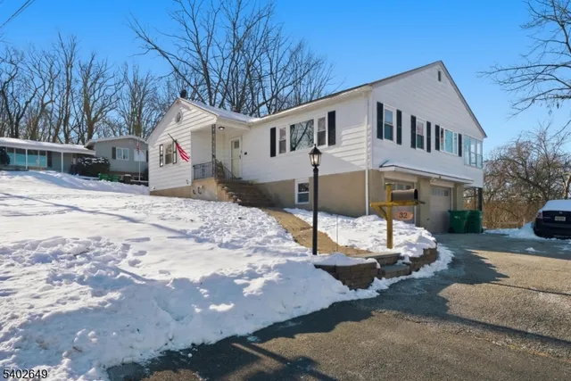 $429,999 | 32 Willow Street, Sussex, NJ 07461