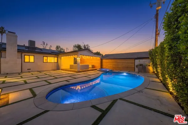 $5,500 | 7719 Rhodes Avenue, North Hollywood, CA 91605