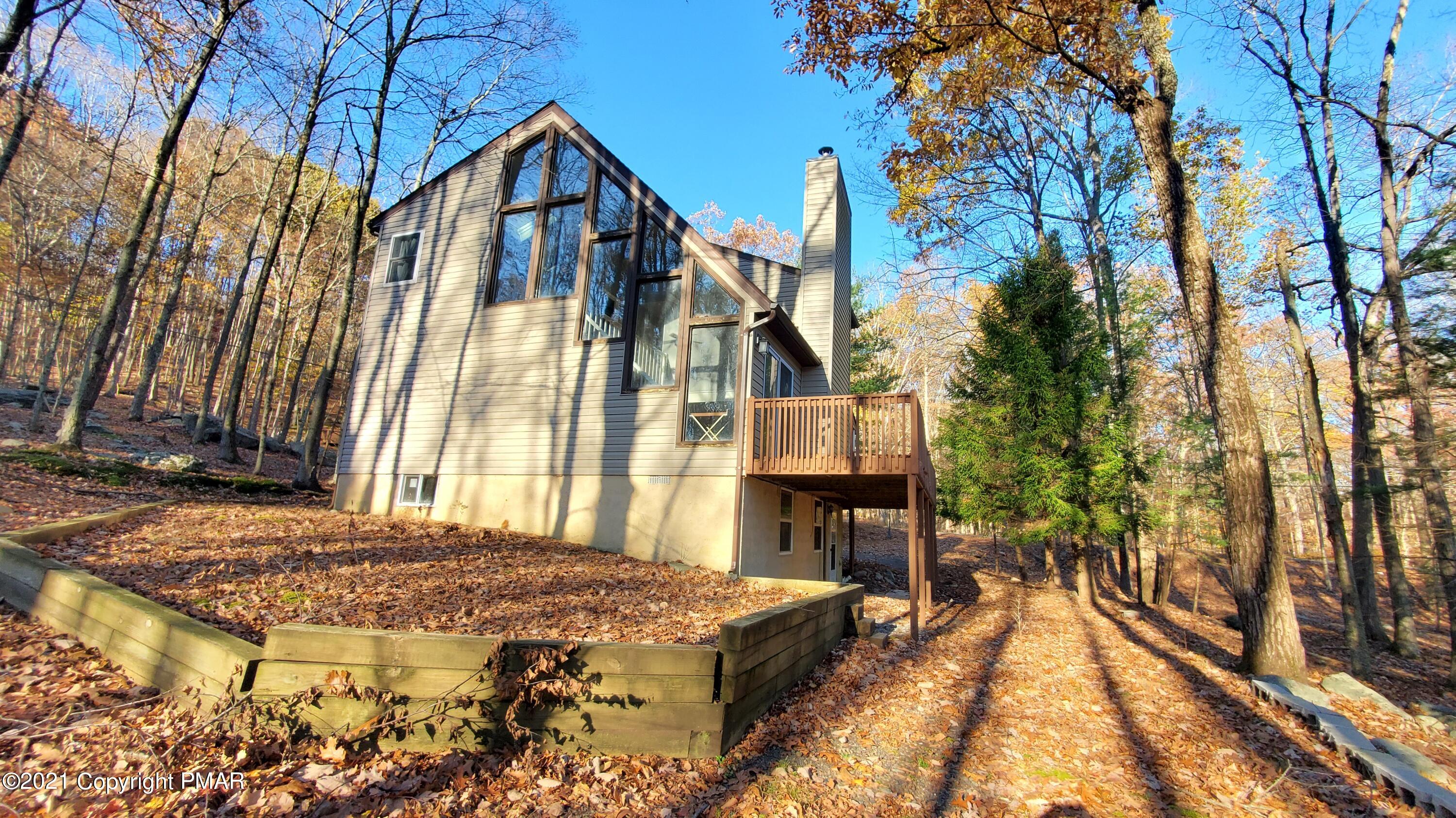 2111 Southport Drive Bushkill, PA 18324 - Photo 30 of 30 a front view of a house with a yard