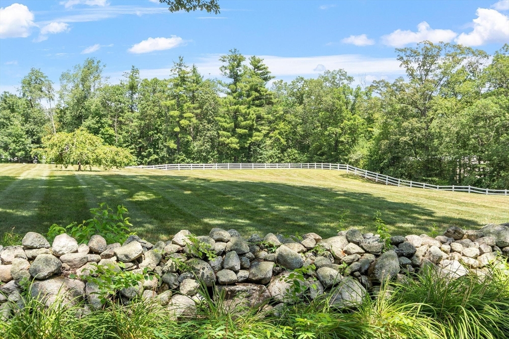 39 Main Street Princeton, MA 01541 - Photo 4 of 40