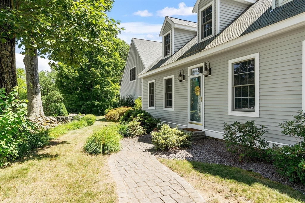 39 Main Street Princeton, MA 01541 - Photo 5 of 40