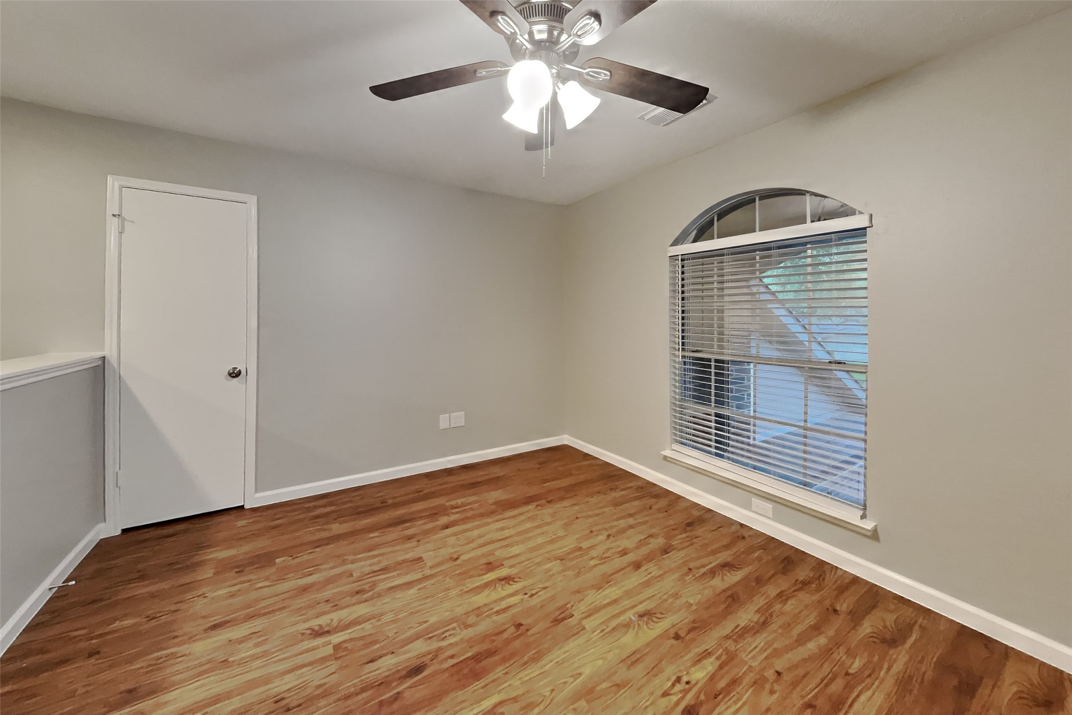 1427 Redwood Village Circle Spring, TX 77386 - Photo 19 of 22