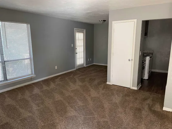 $950 | 2010 Bradford Court, Unit C, Tallahassee, FL 32303