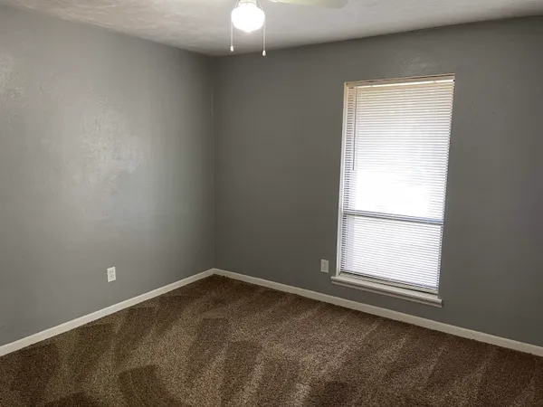 $950 | 2010 Bradford Court, Unit C, Tallahassee, FL 32303