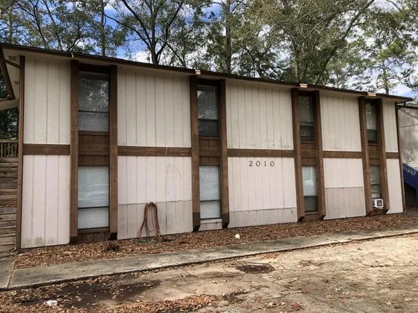 $950 | 2010 Bradford Court, Unit C, Tallahassee, FL 32303