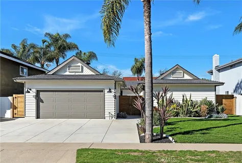 $1,899,000 | 9441 Iolani Circle, Huntington Beach, CA 92646