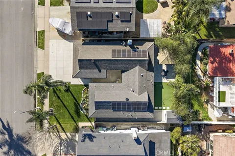 $1,899,000 | 9441 Iolani Circle, Huntington Beach, CA 92646