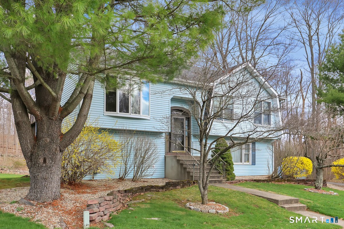 314 Timber Ridge Road Middletown, CT 06457 - Photo 2 of 29