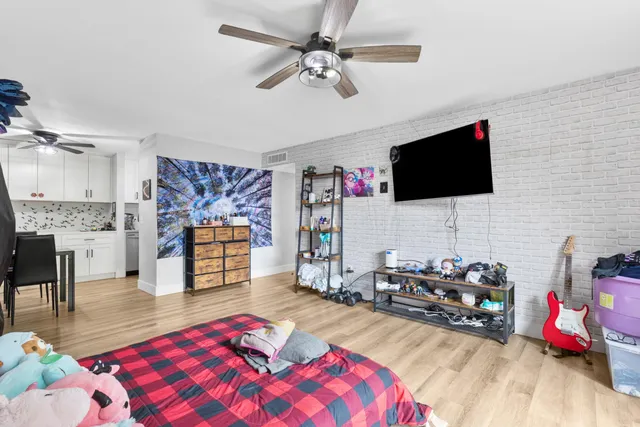 $109,900 | 5253 North Lovers Lane Road, Unit 324, Milwaukee, WI 53225