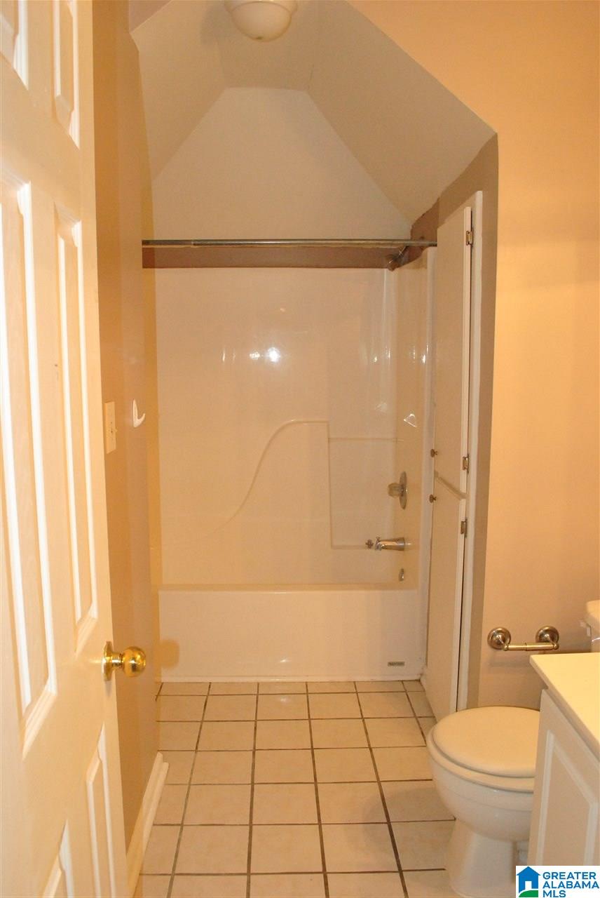 409 Meriweather Lane Calera, AL 35040 - Photo 20 of 32