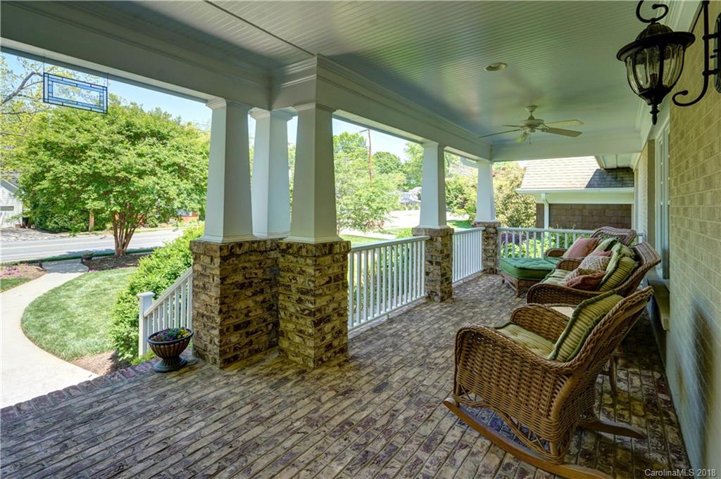 610 Concord Road Davidson, NC 28036 - Photo 3 of 36 Gallery Image 3
