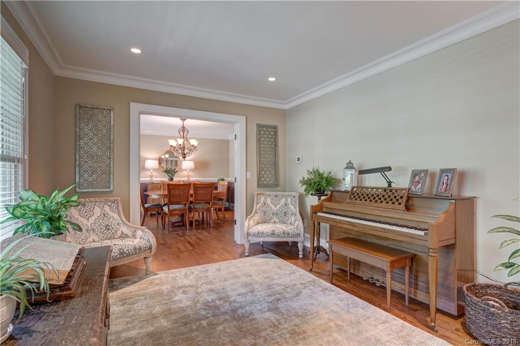 610 Concord Road Davidson, NC 28036 - Photo 5 of 36 Gallery Image 5