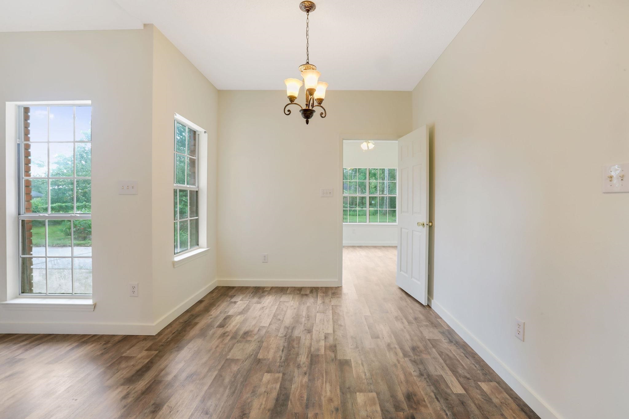 7239 Franklin Road Foley, AL 36535 - Photo 8 of 28 Breakfest Nook