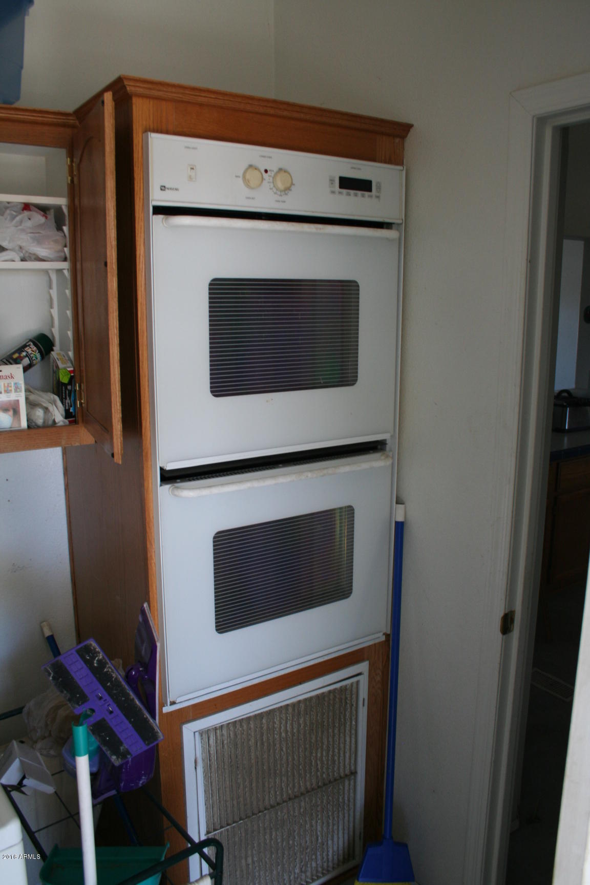 12620 North Hexcel Road Florence, AZ 85132 - Photo 12 of 48 double oven at Laundry