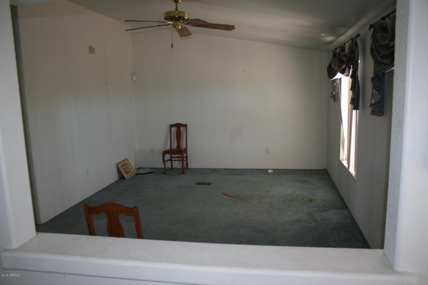 12620 North Hexcel Road Florence, AZ 85132 - Photo 14 of 48 Living room