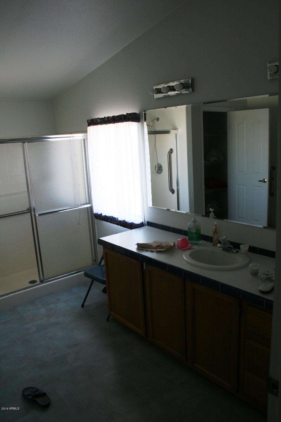 12620 North Hexcel Road Florence, AZ 85132 - Photo 17 of 48 Master bath (sink-vanity)