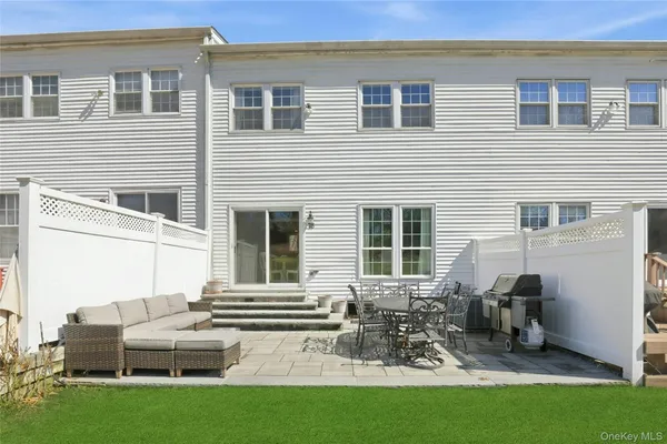 $1,249,000 | 78 Hidden Ridge Drive, Syosset, NY 11791