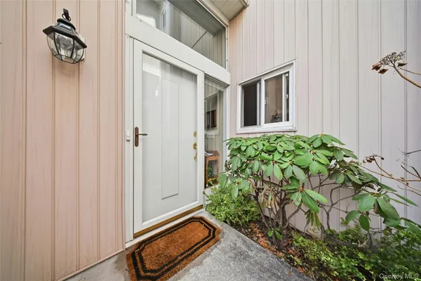 $1,249,000 | 78 Hidden Ridge Drive, Syosset, NY 11791