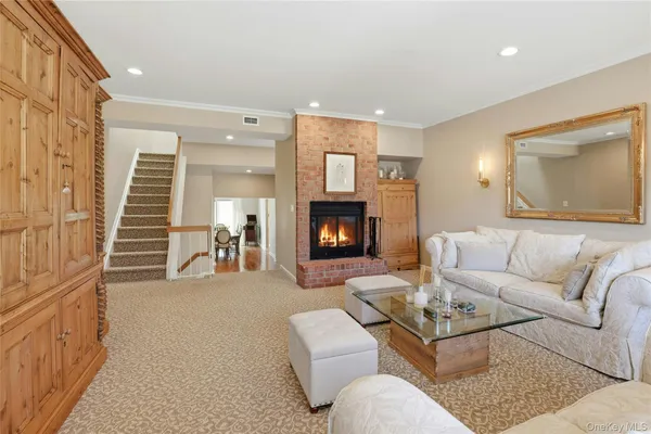 $1,249,000 | 78 Hidden Ridge Drive, Syosset, NY 11791