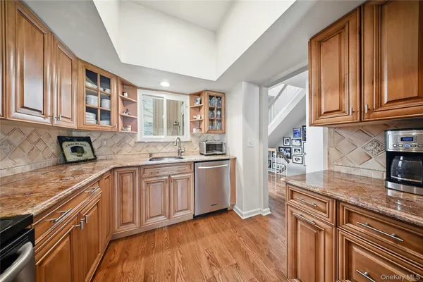 $1,249,000 | 78 Hidden Ridge Drive, Syosset, NY 11791