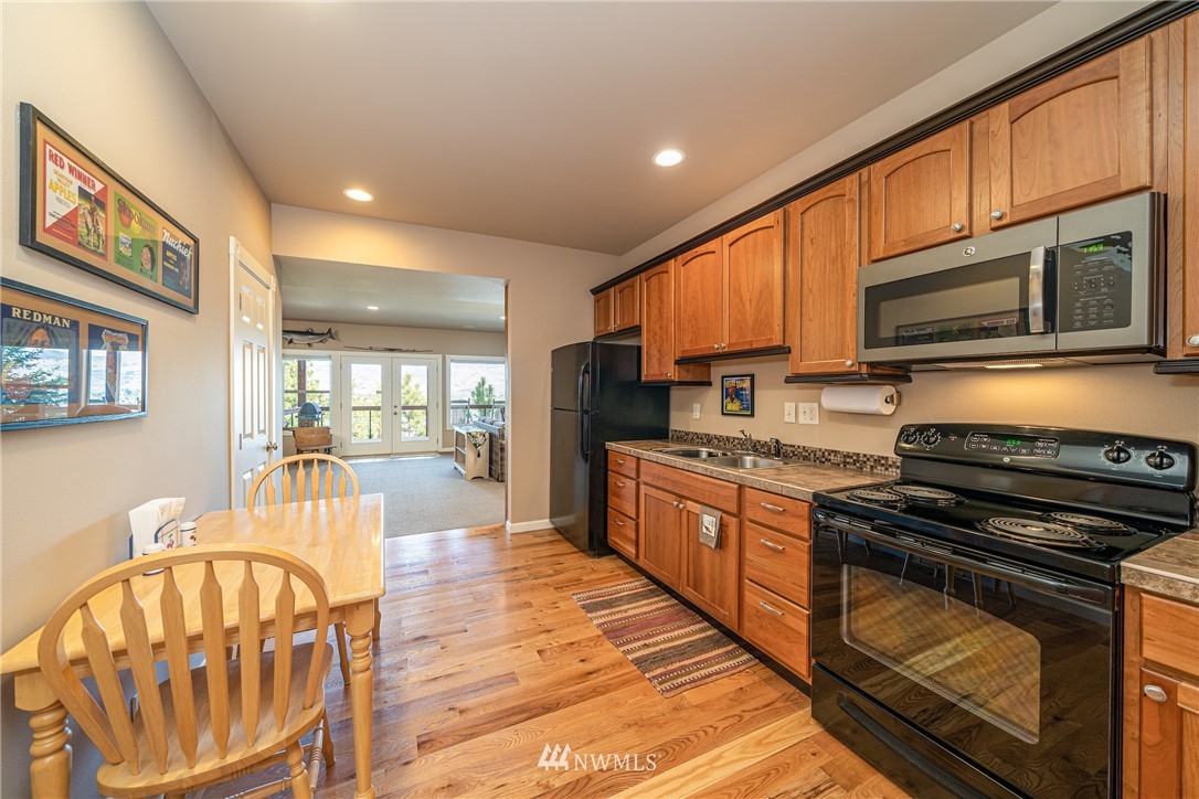7540 Chelan Ridge Road Chelan, WA 98816 - Photo 19 of 31 Gallery Image 19