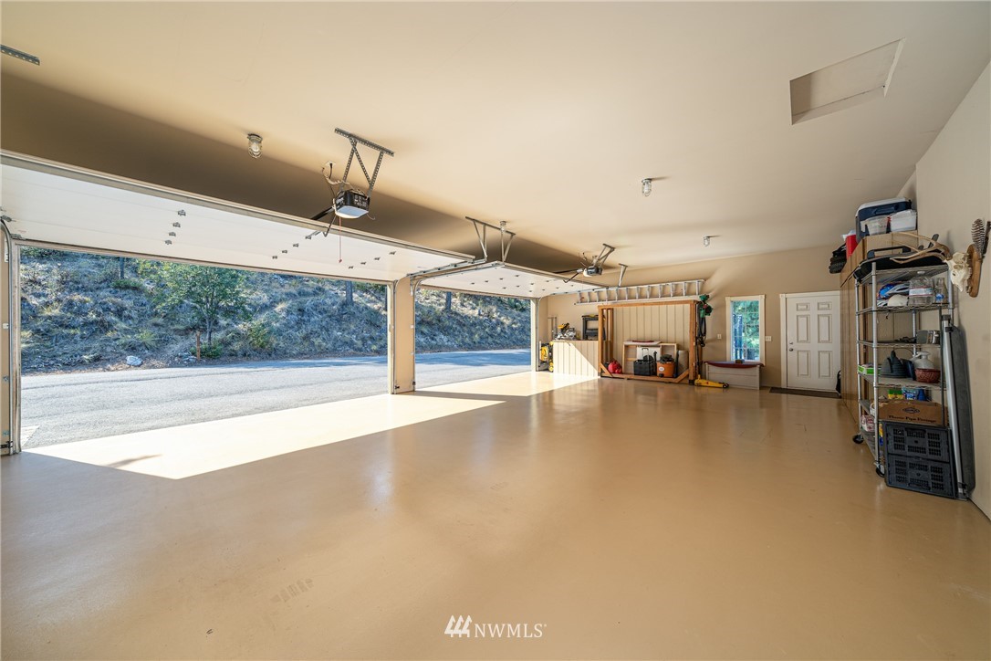 7540 Chelan Ridge Road Chelan, WA 98816 - Photo 28 of 31 Gallery Image 28