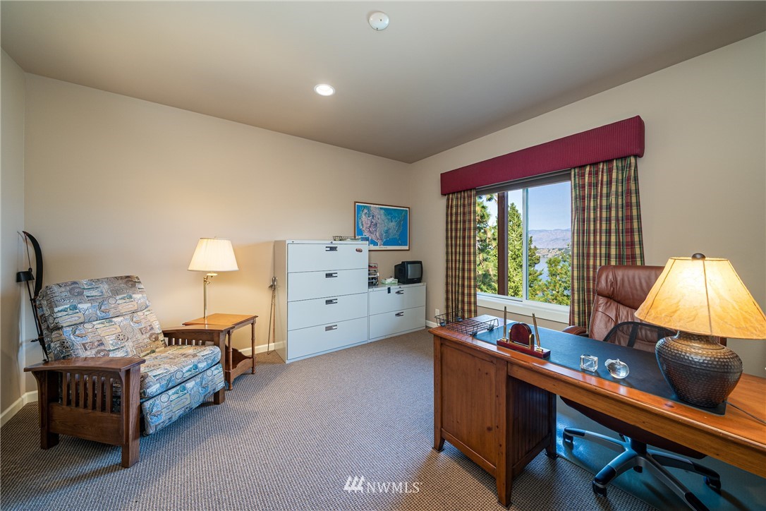 7540 Chelan Ridge Road Chelan, WA 98816 - Photo 29 of 31 Gallery Image 29