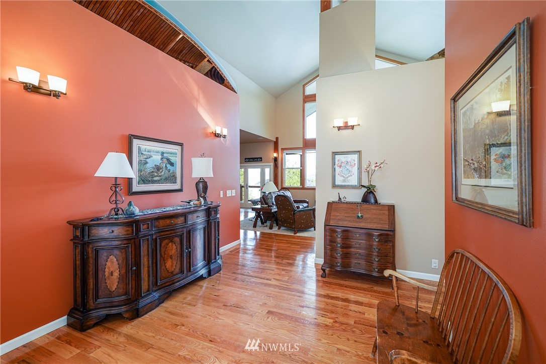 7540 Chelan Ridge Road Chelan, WA 98816 - Photo 6 of 31 Gallery Image 6