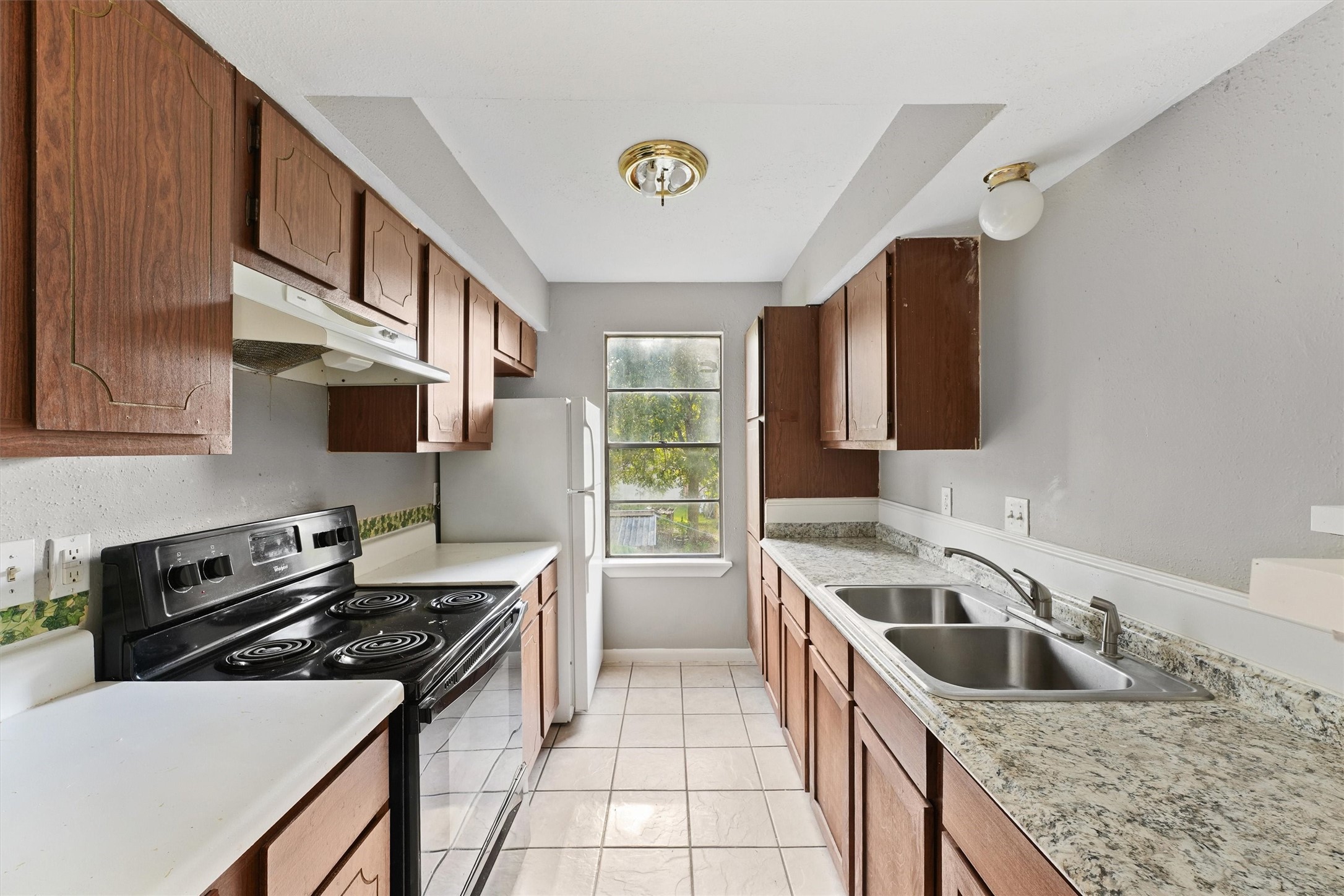 8342 Baker Drive, Unit B Houston, TX 77017 - Photo 10 of 15