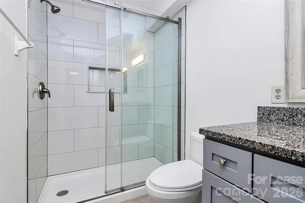 $1,695 | 430 Queens Road, Unit 711, Charlotte, NC 28204