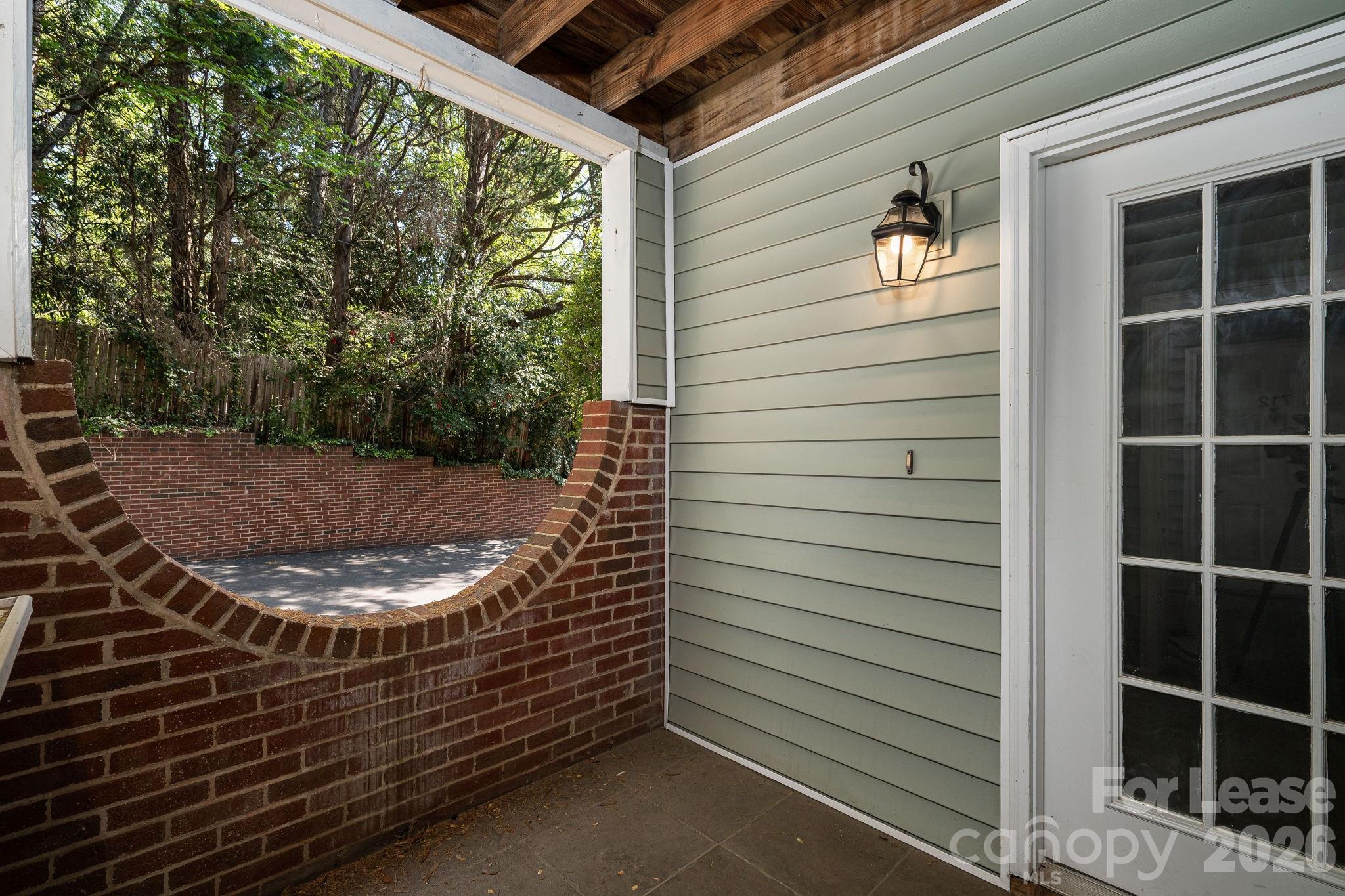 430 Queens Road, Unit 711 Charlotte, NC 28207 - Photo 3 of 25