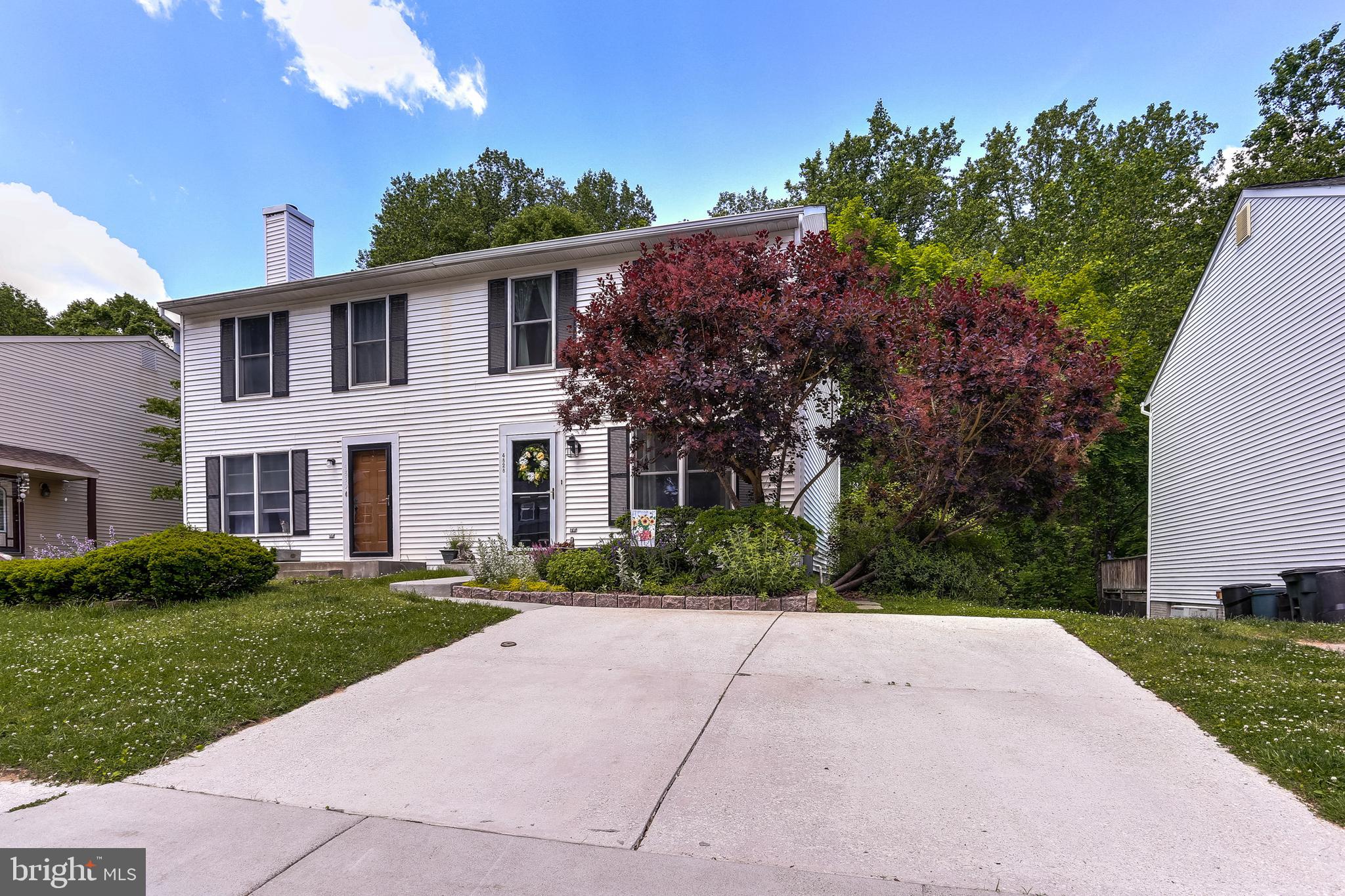 4828 Hawksbury Road Baltimore, MD 21208 - Photo 3 of 30 2 BD & 2 BA EOG Home w/ Parking Pad!