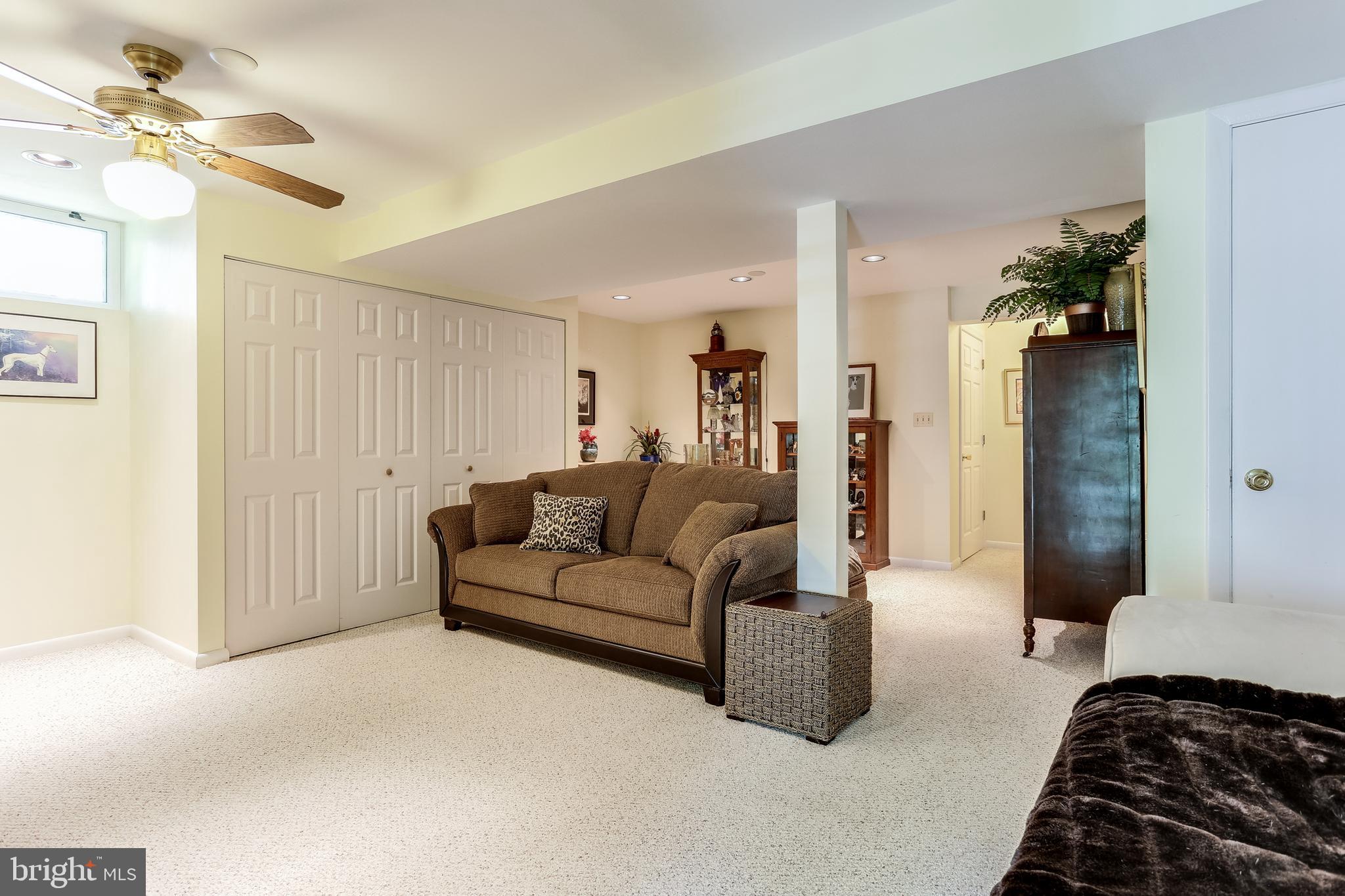4828 Hawksbury Road Baltimore, MD 21208 - Photo 24 of 30 Family Room